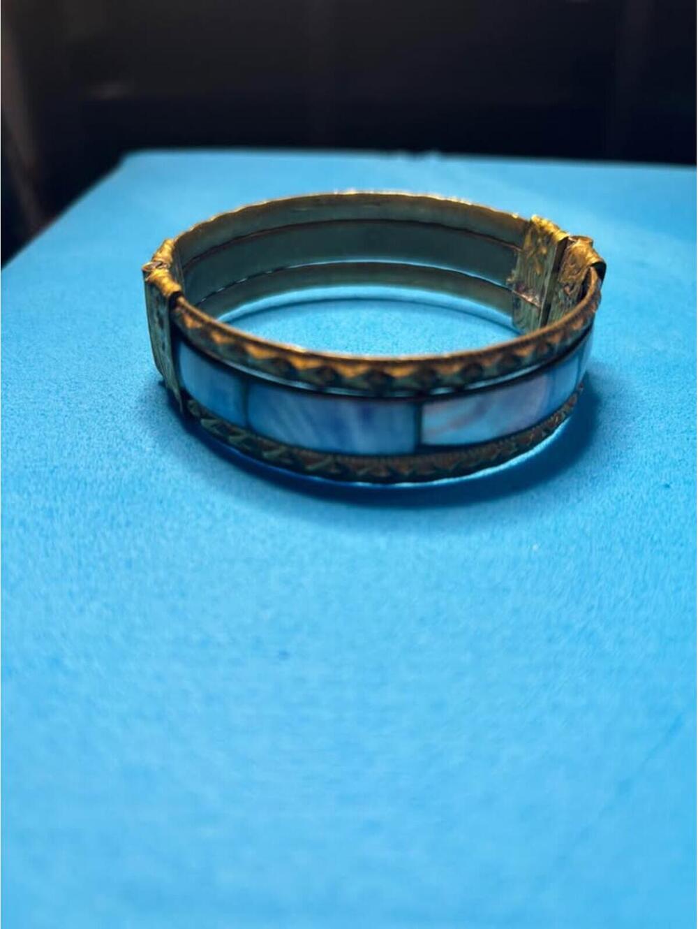 Vintage Gold Tone Hinged Bangle with Shell Inlay